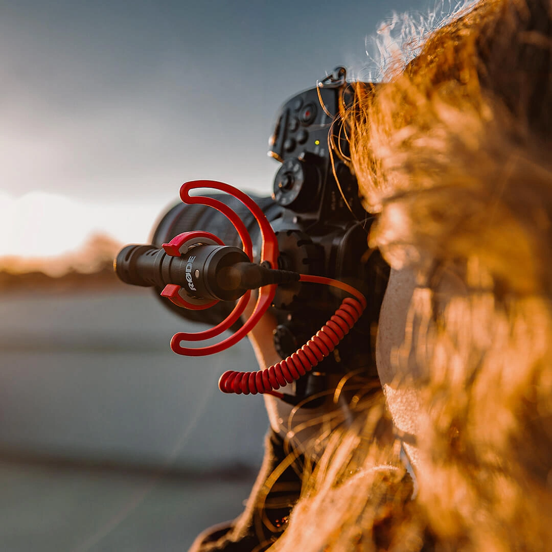 film maker using RODE VideoMicro Camera Microphone