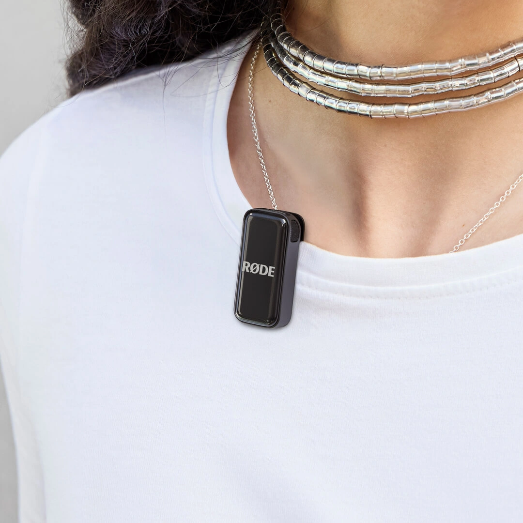 an Influencers/ content creator using RODE Wireless Micro Wireless Microphone